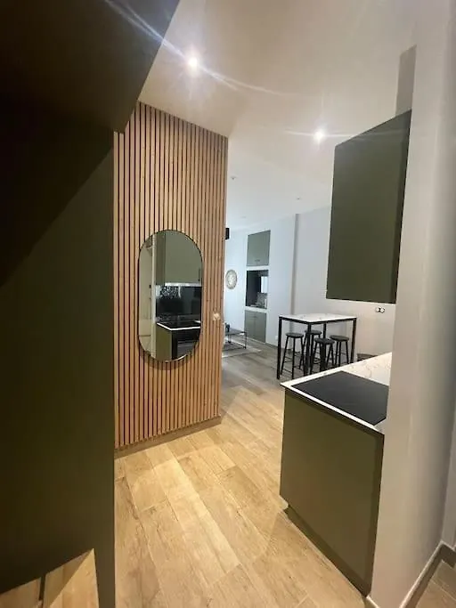 The Place To Be Lyon 7